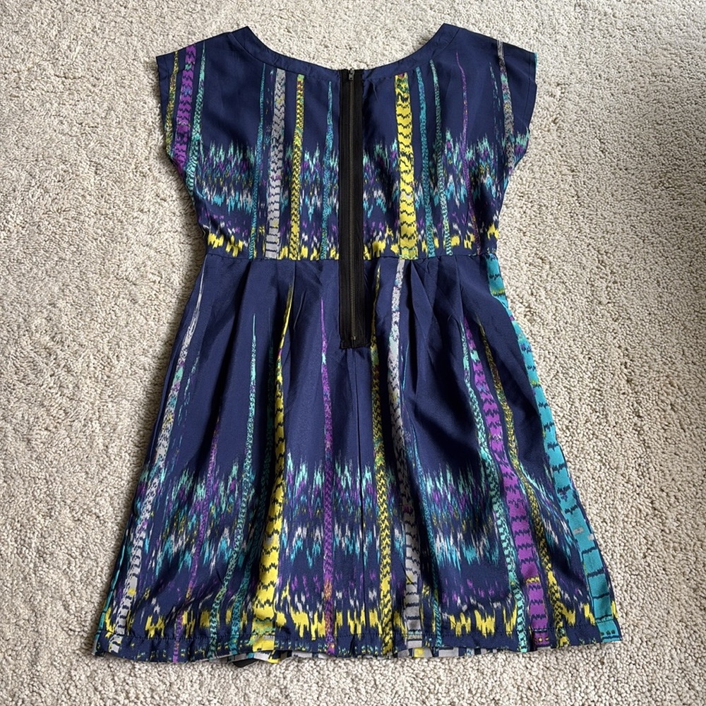 Colorful Patterned Dress with Ribbon Ties - Picture 5 of 8